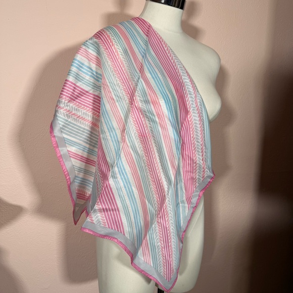 Vintage 1950 1960’s Cotton Candy Pastel Retro Stripe Hand rolled edges Scarf - Picture 4 of 16